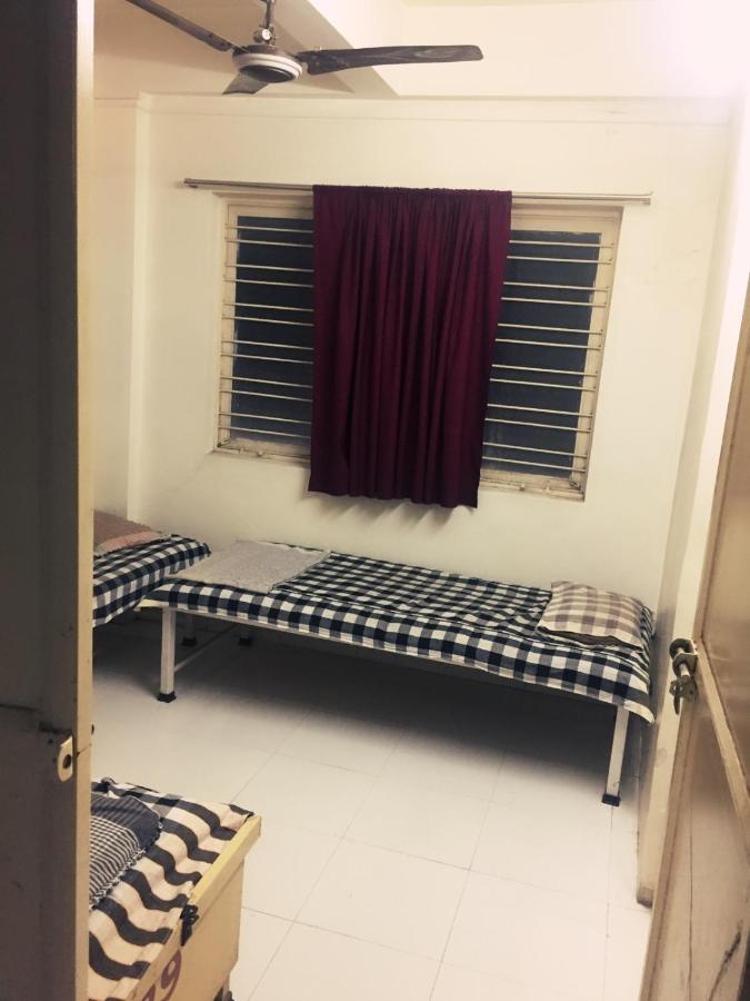 Shree Balaji Guest House Нашик Номер фото